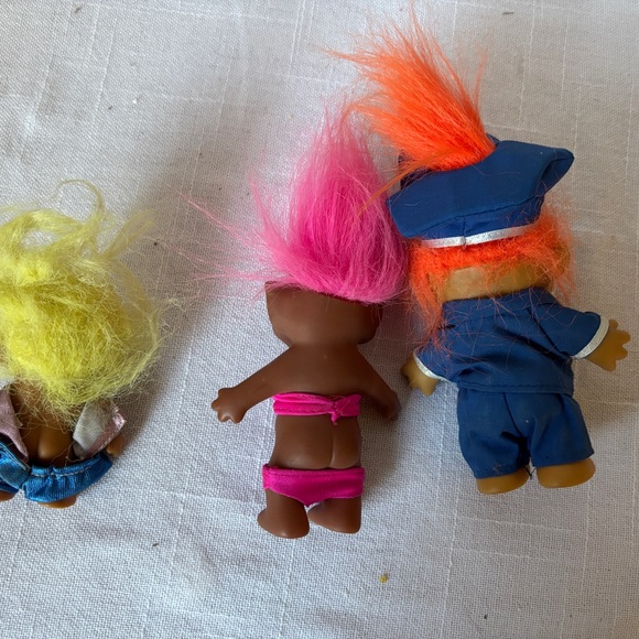 Russ Vintage Colorful Troll Dolls Set of 4 1980s Toys Dolls Police Beach - Picture 11 of 12